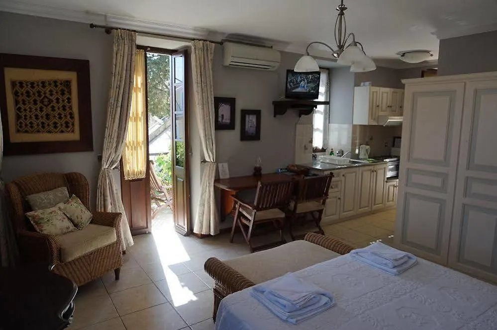 Faros Suites (Adults Only) Fiskardo Appartamento